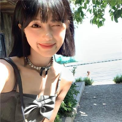 他不是我爸爸
