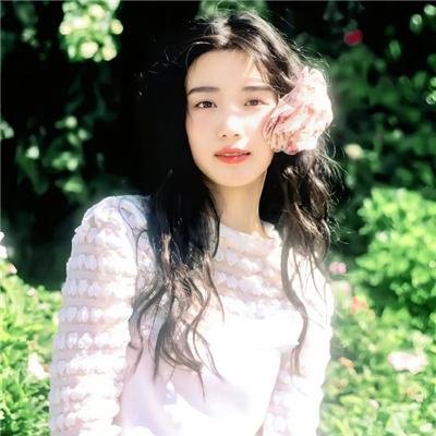 坡道上的红屋顶